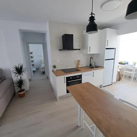 Davinia Centro Apartment Nerja
