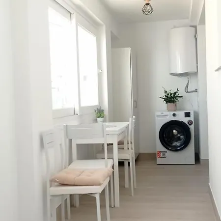 Davinia Centro Apartment Nerja